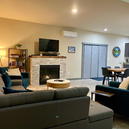 New Modern Cabin! 5Mi To Mt Rainier National Park! Hot Tub & Wifi Ashford Dış mekan fotoğraf