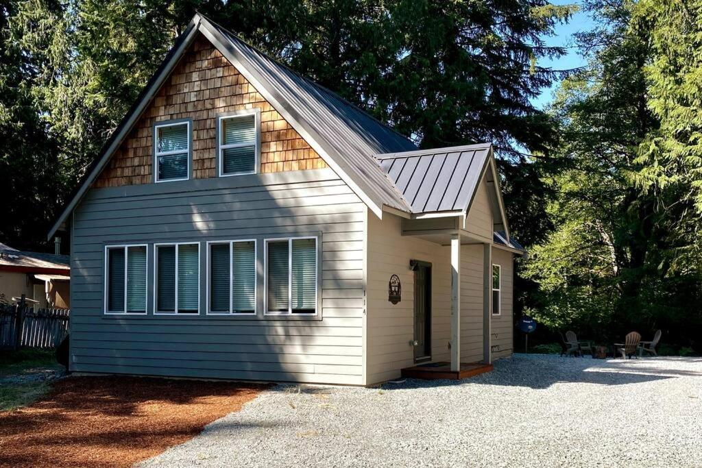 New Modern Cabin! 5Mi To Mt Rainier National Park! Hot Tub & Wifi Ashford Dış mekan fotoğraf