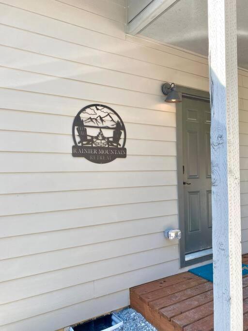 New Modern Cabin! 5Mi To Mt Rainier National Park! Hot Tub & Wifi Ashford Dış mekan fotoğraf
