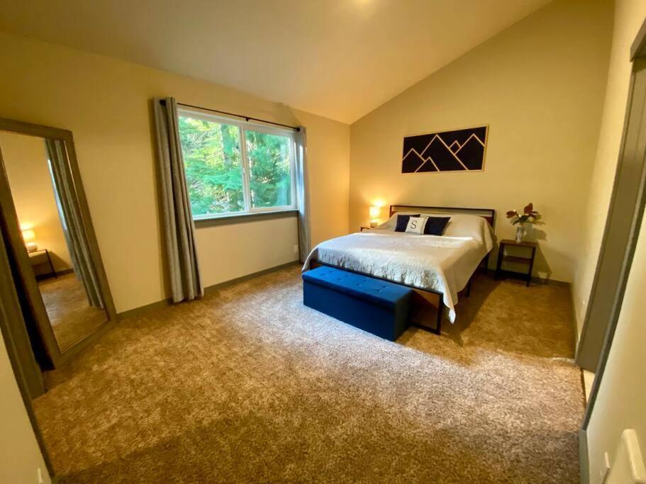 New Modern Cabin! 5Mi To Mt Rainier National Park! Hot Tub & Wifi Ashford Dış mekan fotoğraf