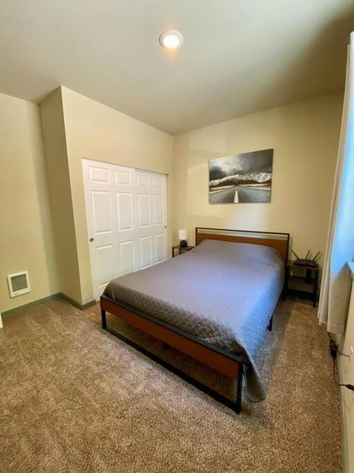 New Modern Cabin! 5Mi To Mt Rainier National Park! Hot Tub & Wifi Ashford Dış mekan fotoğraf