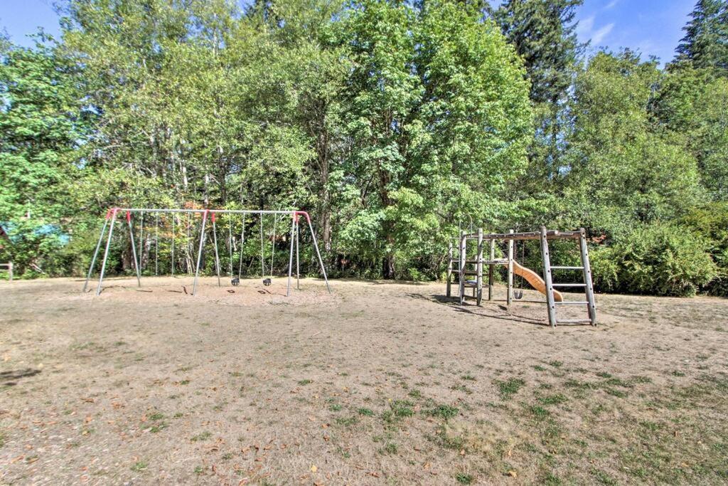 New Modern Cabin! 5Mi To Mt Rainier National Park! Hot Tub & Wifi Ashford Dış mekan fotoğraf