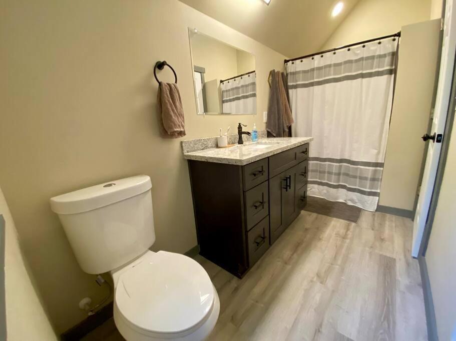 New Modern Cabin! 5Mi To Mt Rainier National Park! Hot Tub & Wifi Ashford Dış mekan fotoğraf